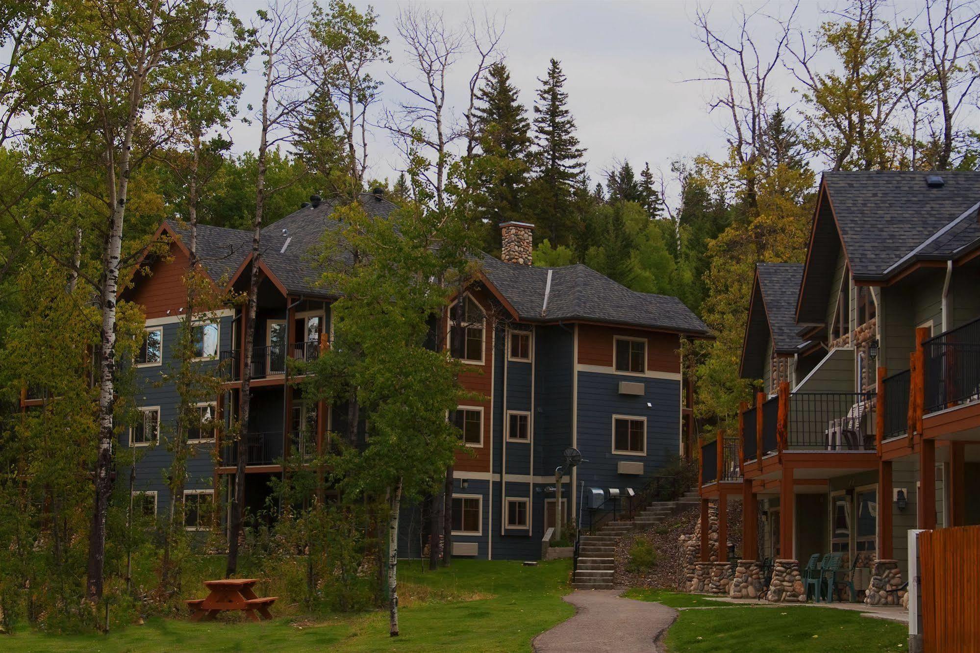 Elkwater Lake Lodge And Resort 外观 照片